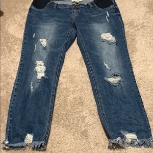 Jessica Simpson Boyfriend Maternity Jeans
